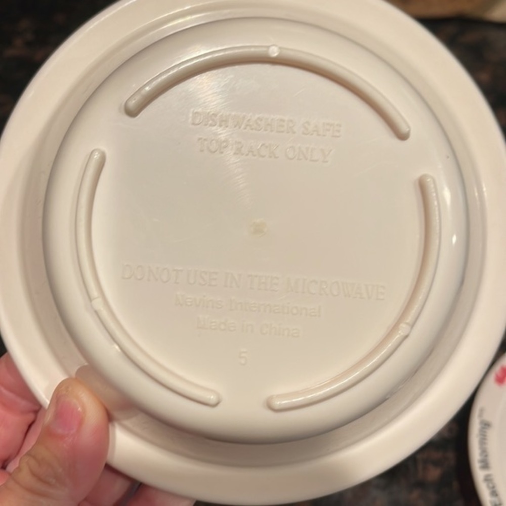 Vintage Kellogg cereal bowls - Picture 6 of 6